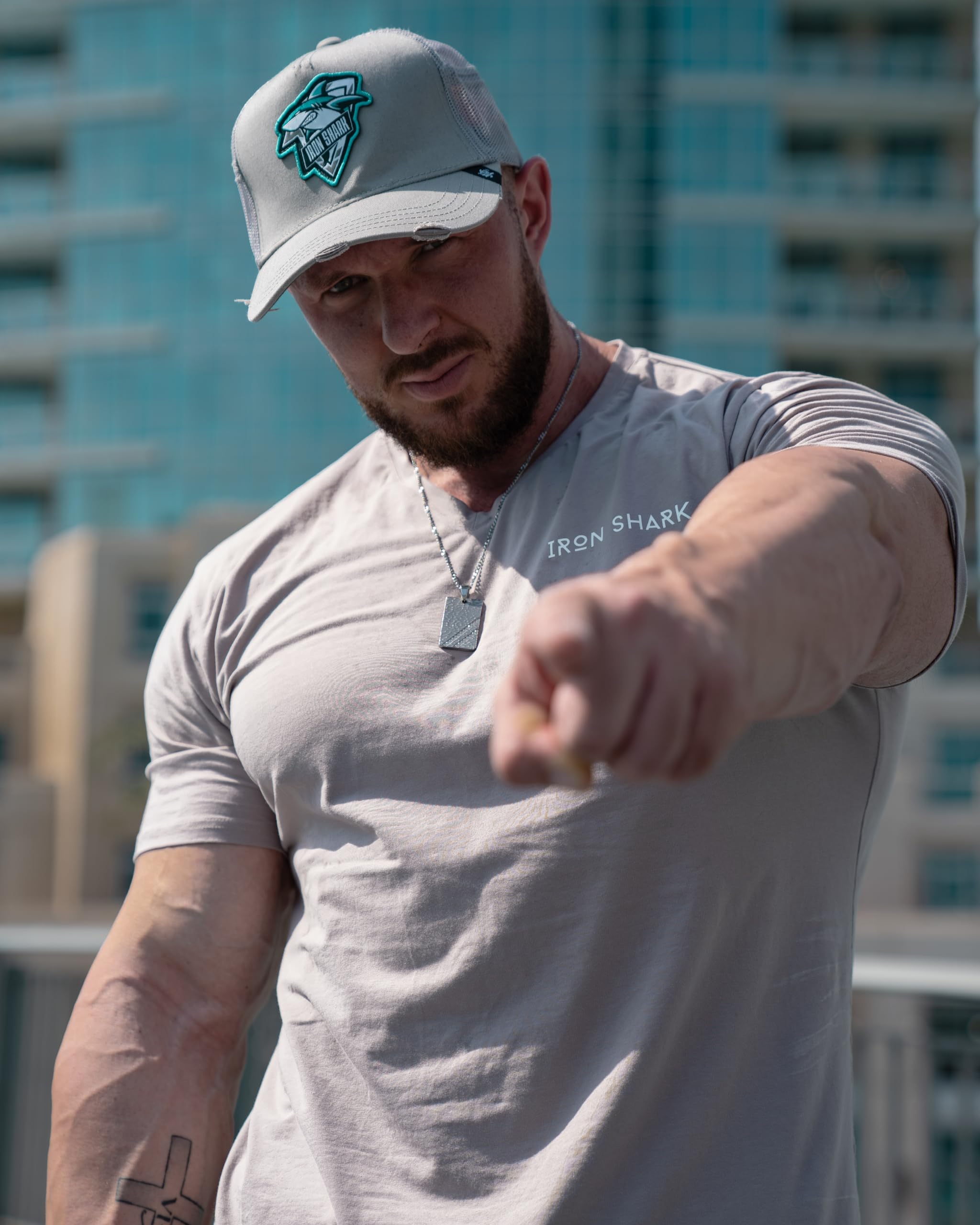 ironshark-casquette-grise-dition-limit-e-num-rot-e image 7