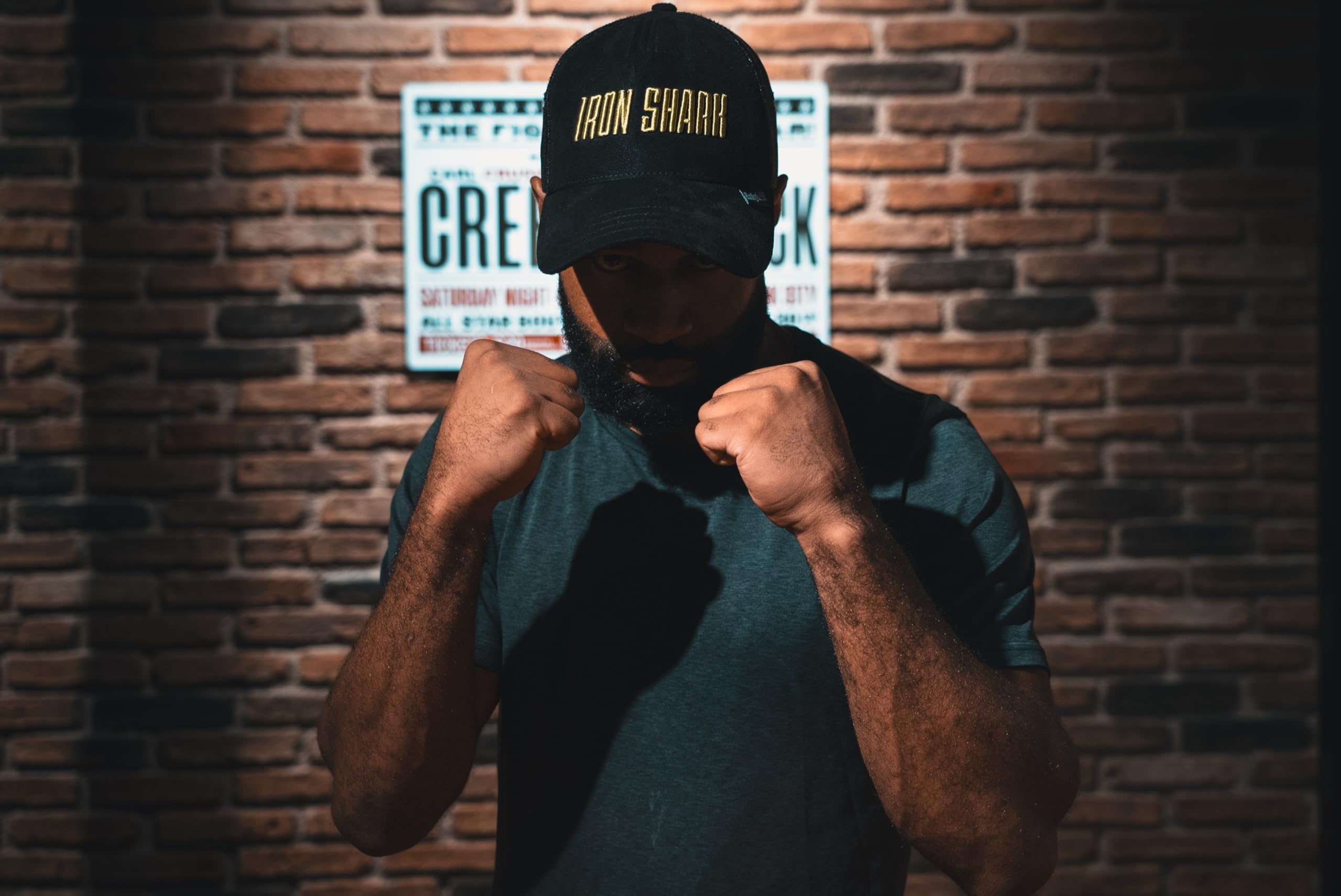 ironshark-casquette-black-gold-sport-noir-et-or image 4