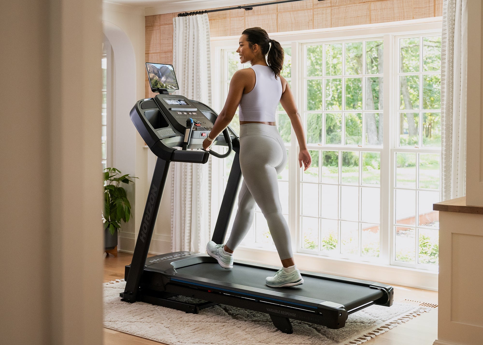 horizon-fitness-studio-series-7-0-at-tapis-de-course-bluetooth-20x60 image 2