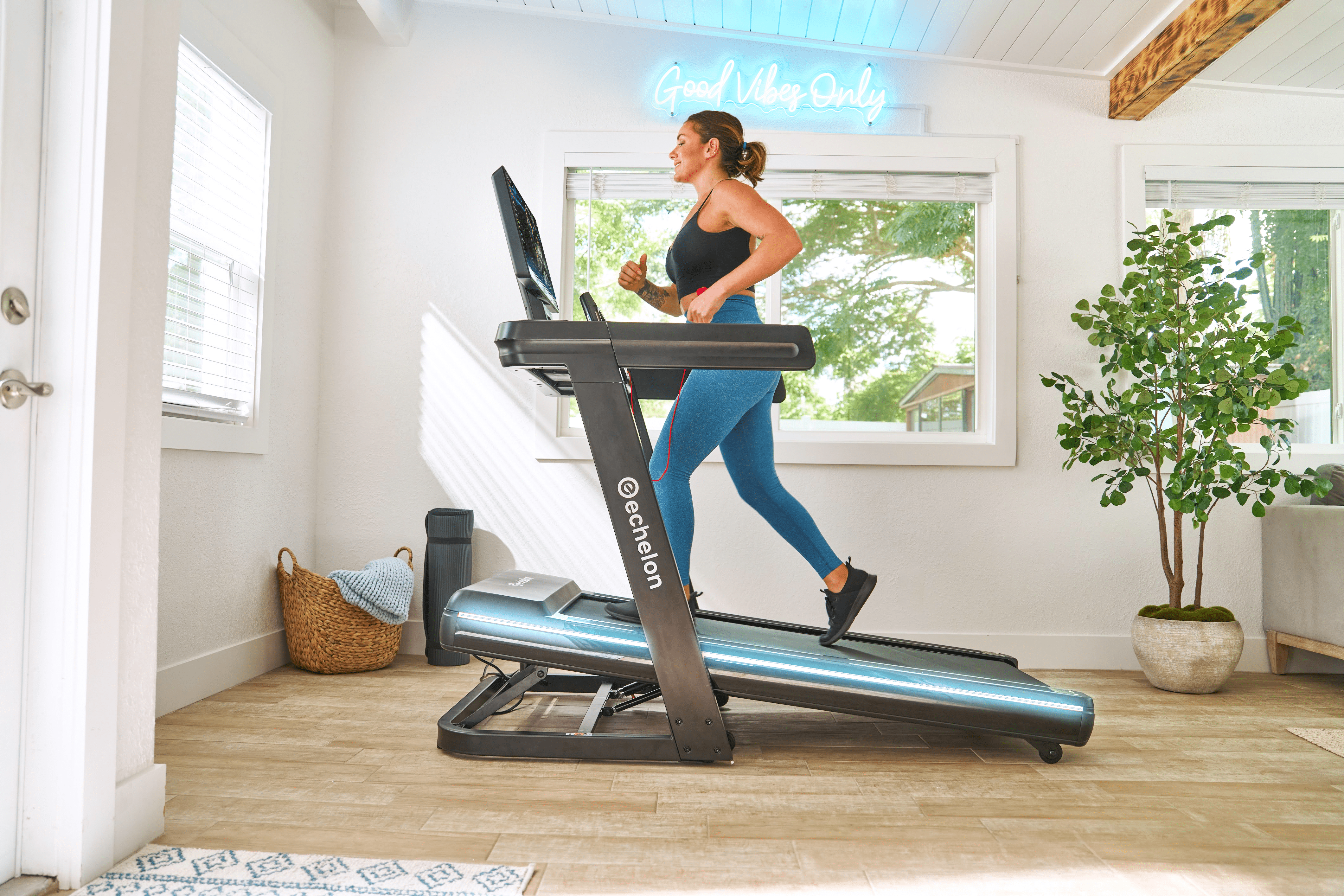 echelon-stride-50-rcx-tapis-course-22-inclinable-15 image 4