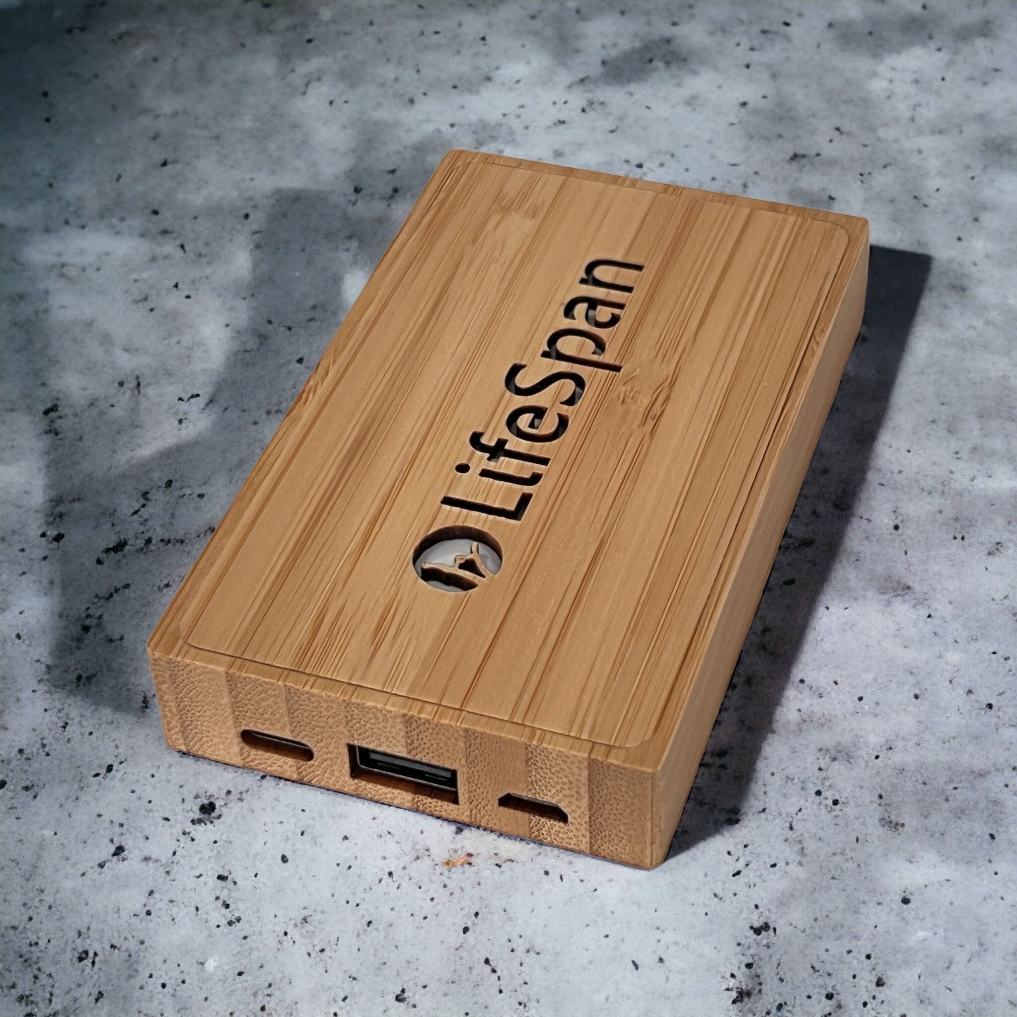 lifespan-bamboo-batterie-externe-bambou-5000-mah-usb-c image 4